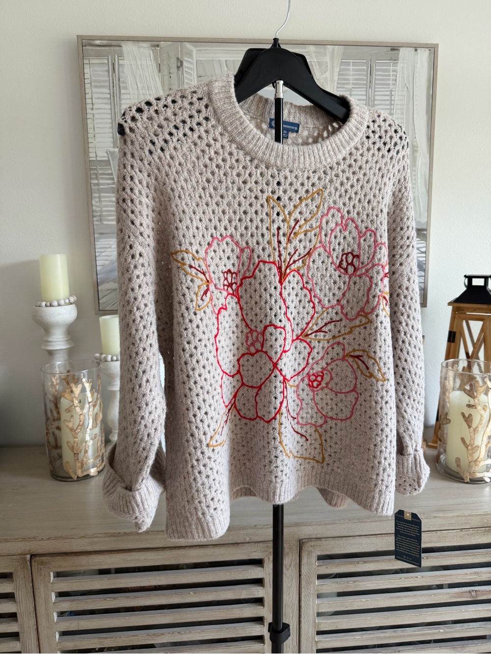 Democracy 3/4 sleeves Embroidered Sweater